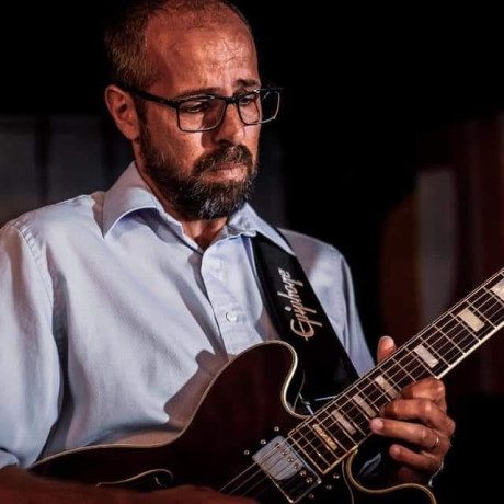 LUCIANO PASCHOA